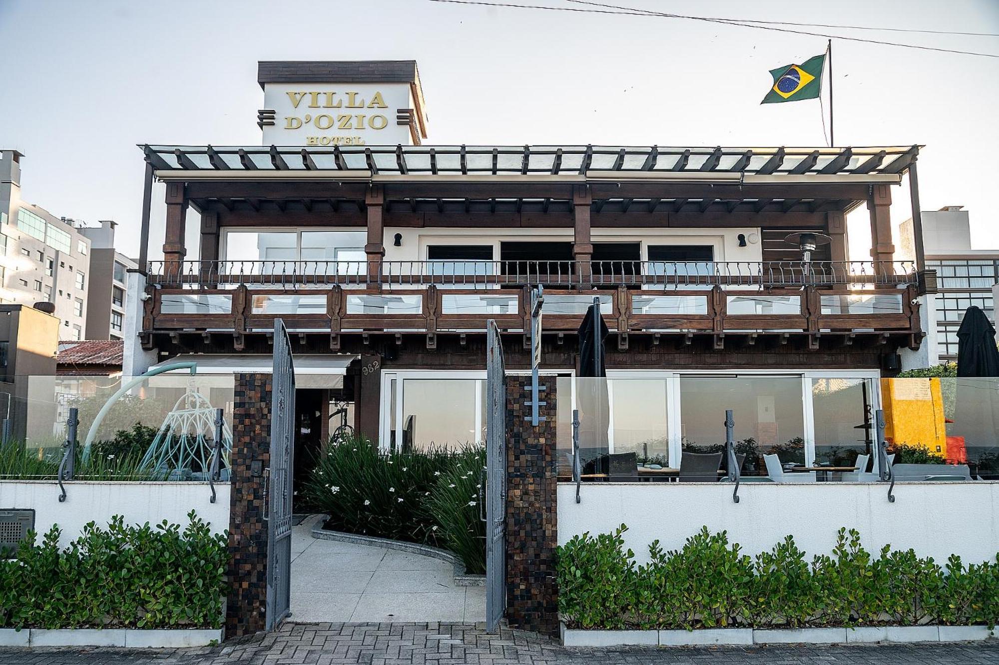 Villa D'Ozio Hotel E Cucina Itajaí Exterior photo